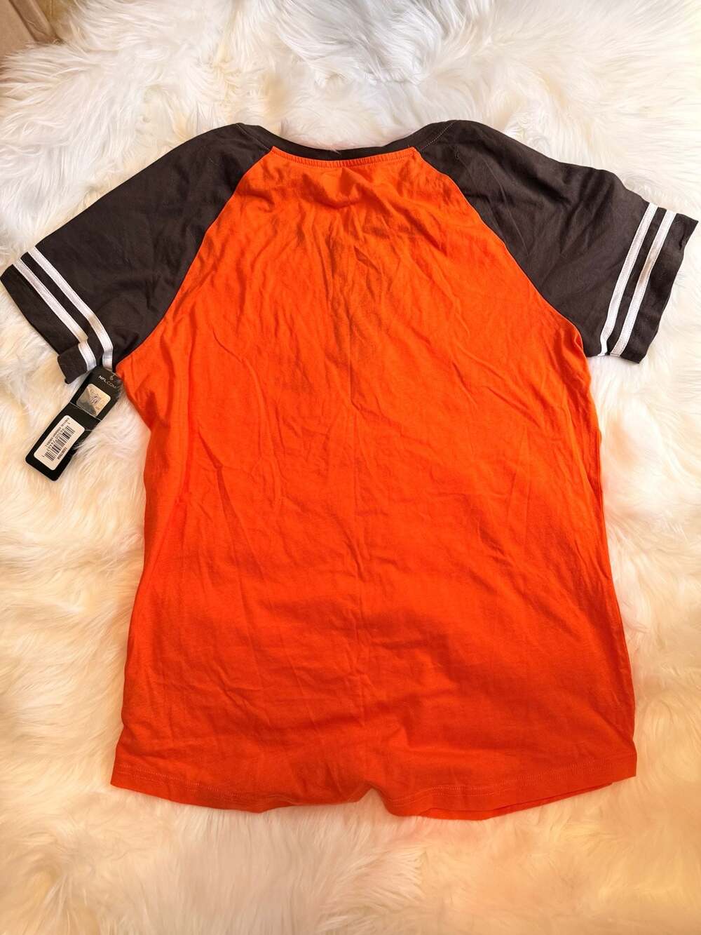NFL Team Apparel Cleveland Browns Lace-Up T-Shirt Women's Size Large - Picture 3 of 3